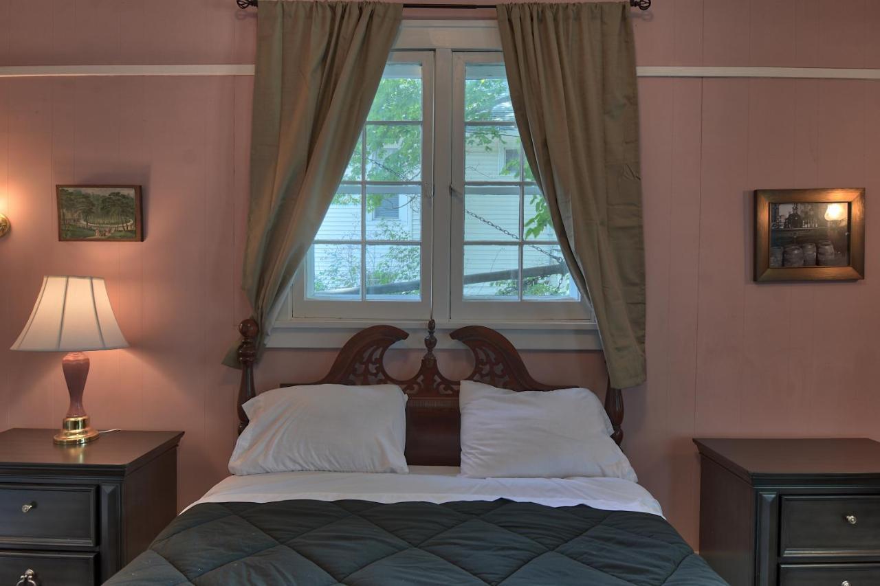 Bed and Breakfast Charlevoix House Exterior foto